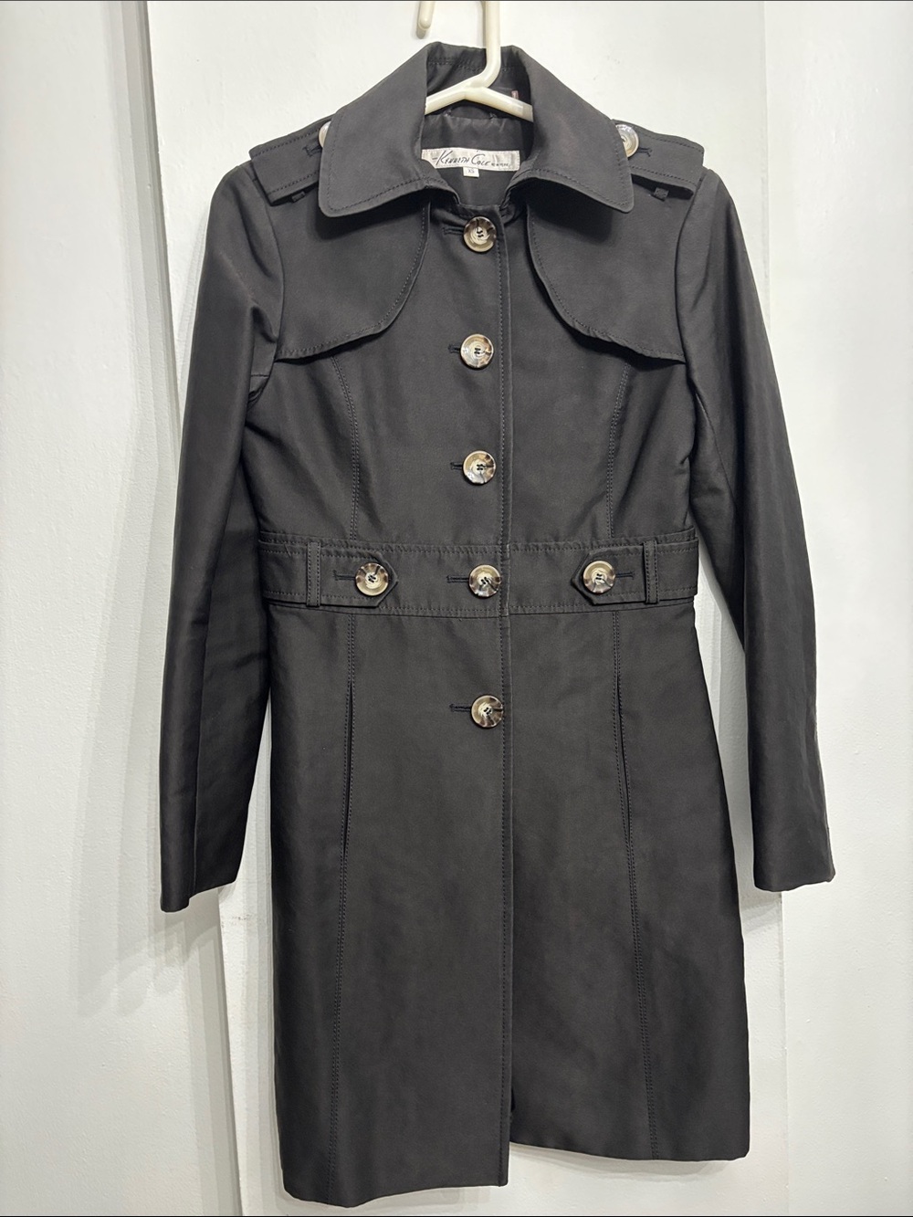 Kenneth Cole N.Y. Trench Coat BLACK    Size XS  51% Cotton